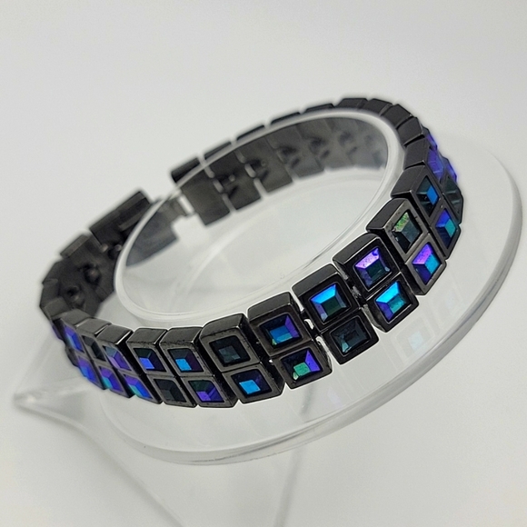 Vtg Givenchy Double Row Blue AB Gun Metal Tennis Bracelet Unisex Japan Classy - Picture 9 of 11